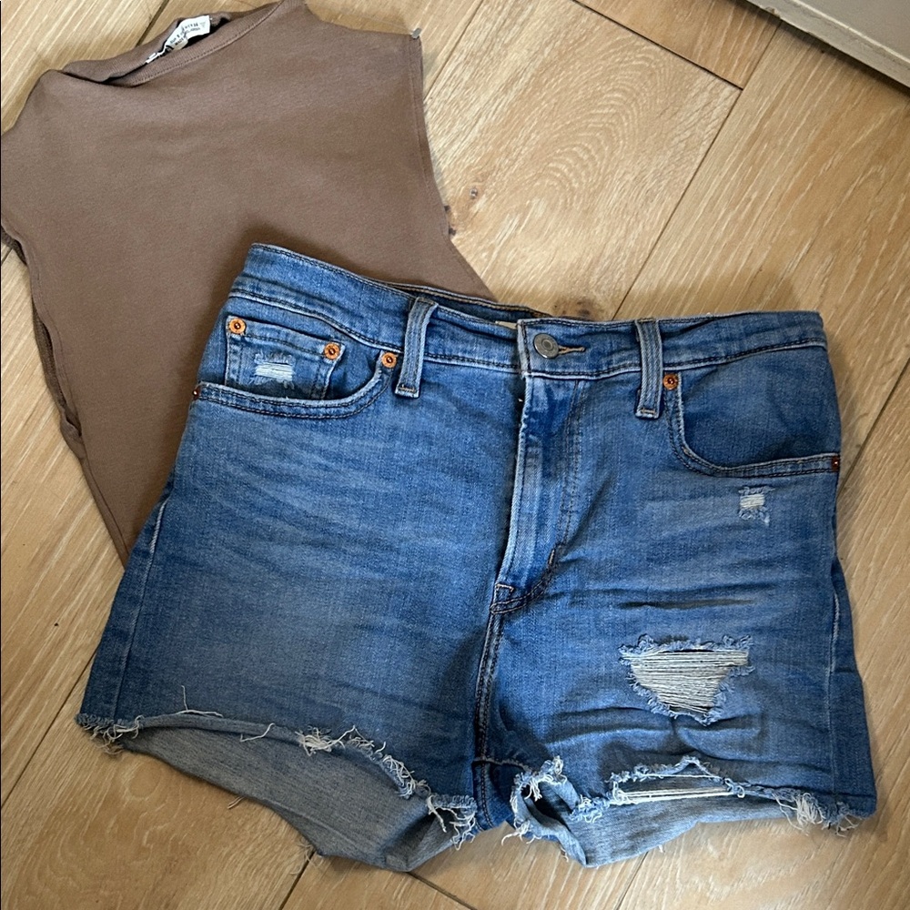 Levi's Blue Jean Distressed Denim High-Rise Raw Hem Cut Off Shorts